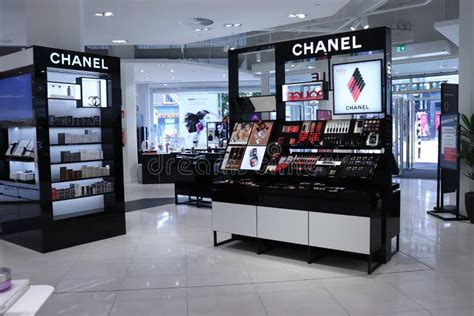 chanel makeup clearance.